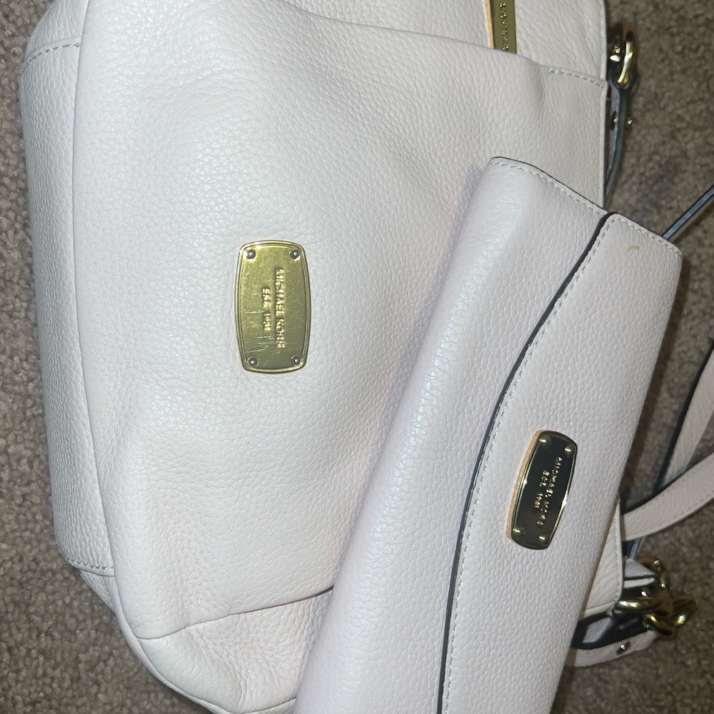 Michael Kors light pink soft Leather Bag and Wallet Set - Picture 3 of 8